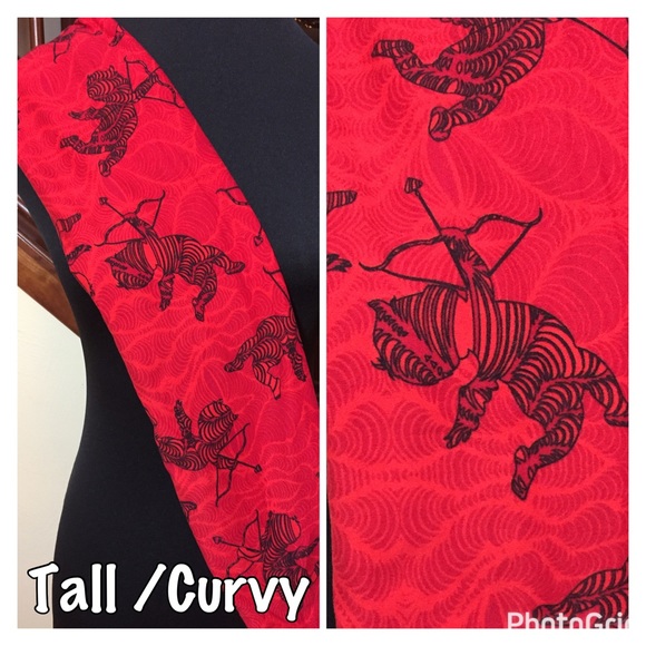LuLaRoe TALL CURVY 12-18 CUPID Valentine Black Red Leggings Yoga Bottoms NWT!💘 - Picture 1 of 3